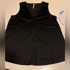 Lulu-B UPF 50+ Cooling Fabric Sleeveless V-Neck Top Black Size Small NWT new​